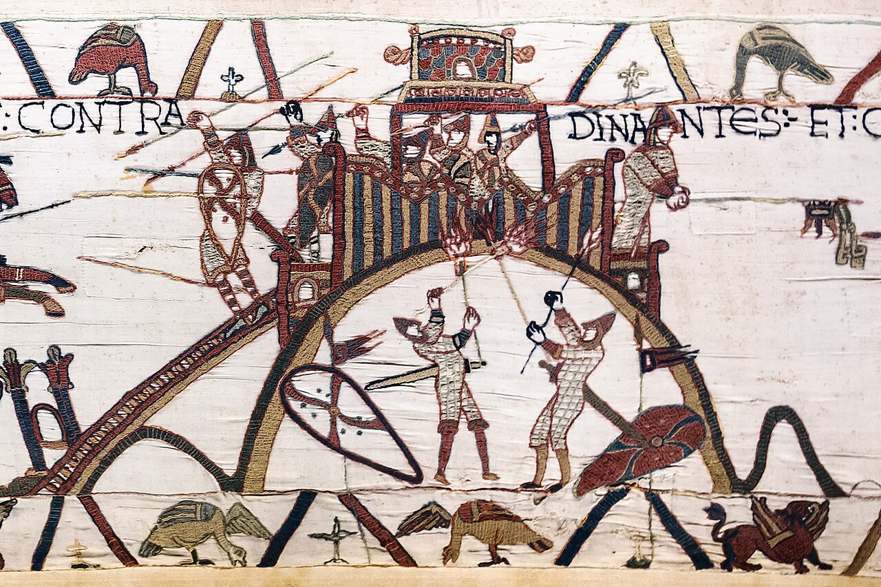 Detalhe da Tapeçaria de Bayeux mostrando o castelo de motte e bailey de Dinan