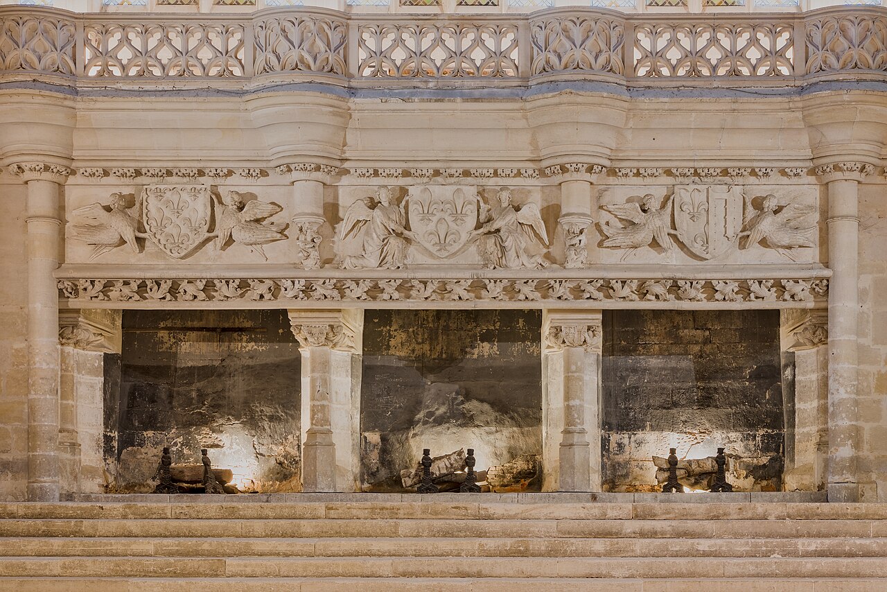 Fachada do Palácio dos Condes de Poitou e Duques da Aquitânia, em Poitiers