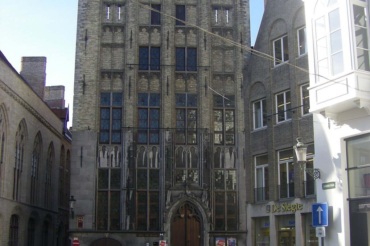 Huis ter Beurze, em Bruges, antiga hospedaria que deu origem à palavra bolsa